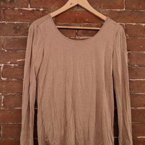 Lulu's beige, Backless Long Sleeve